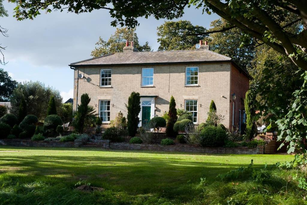 Firs Sleeps 15 Stunning Country House With Hot Tub Sudbourne Экстерьер фото